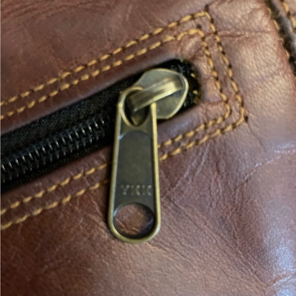 Dark brown leather men’s rustic explorer crossbody messenger satchel sling bag - Picture 14 of 14